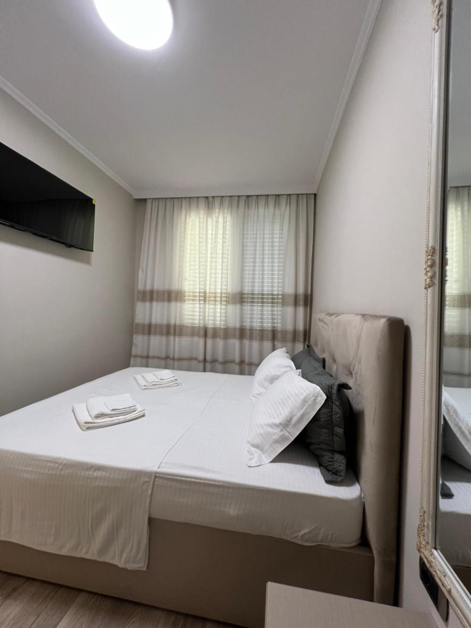 טיראנה Center View Luxury Apartment מראה חיצוני תמונה