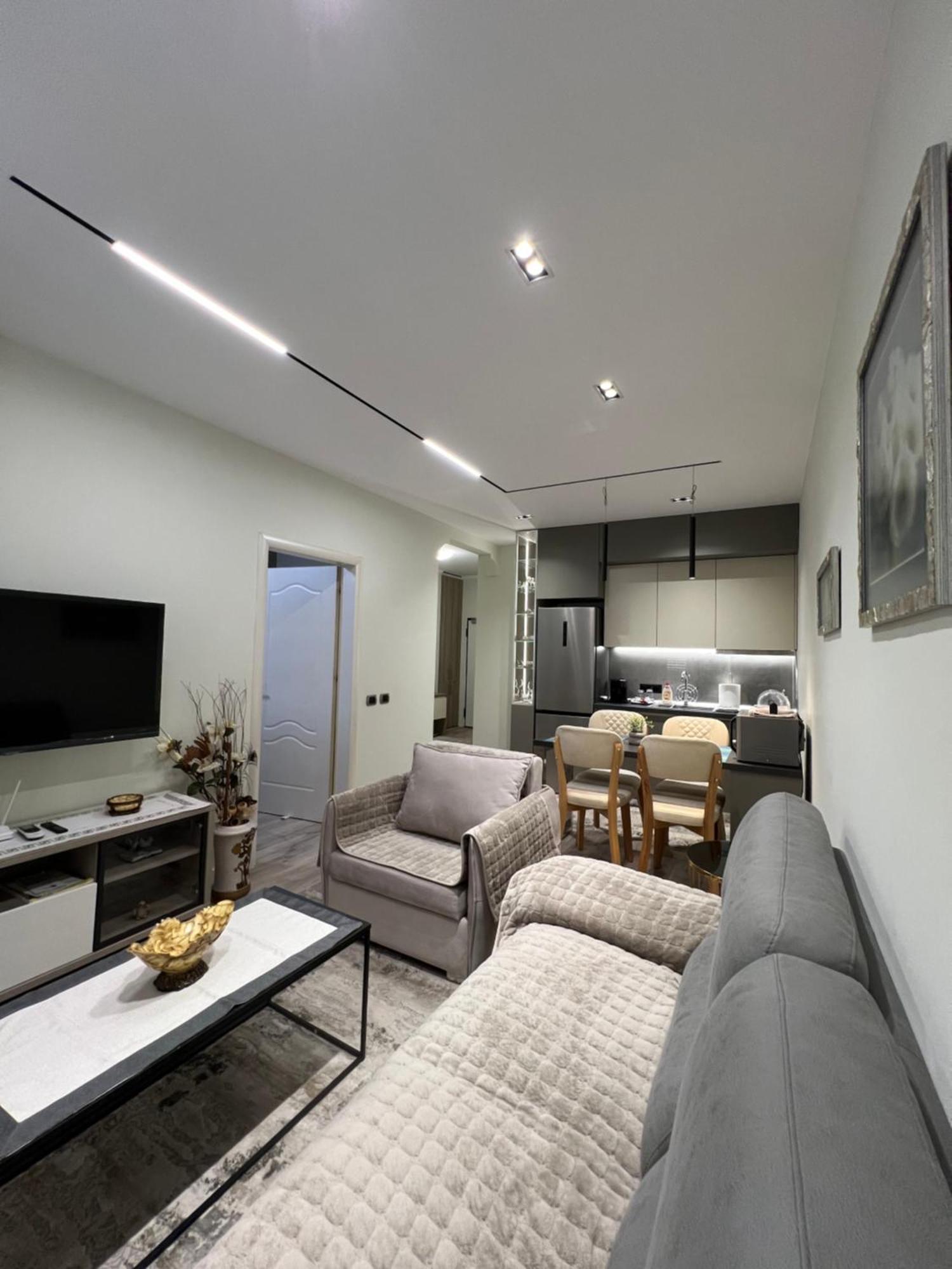 טיראנה Center View Luxury Apartment מראה חיצוני תמונה