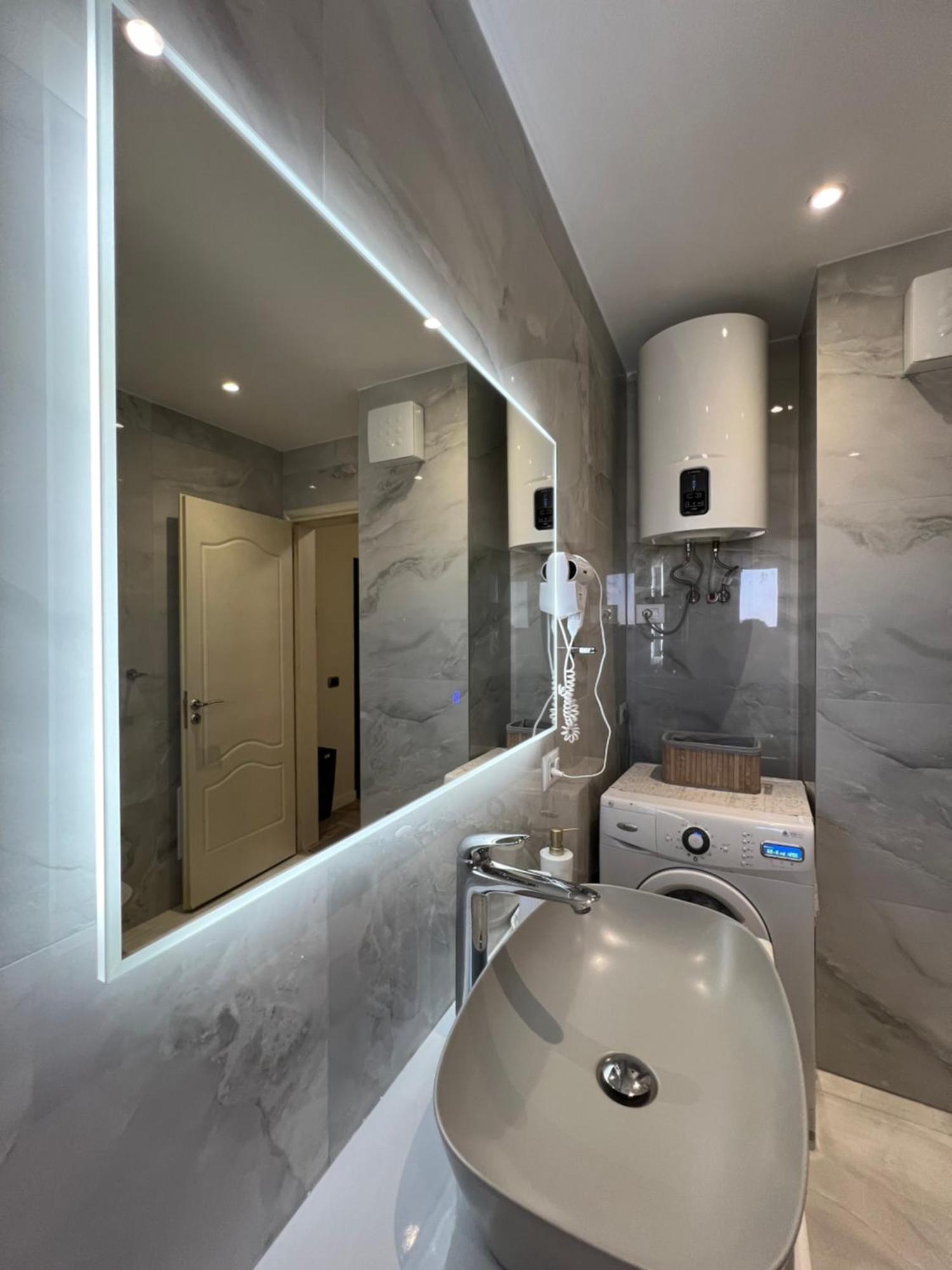 טיראנה Center View Luxury Apartment מראה חיצוני תמונה