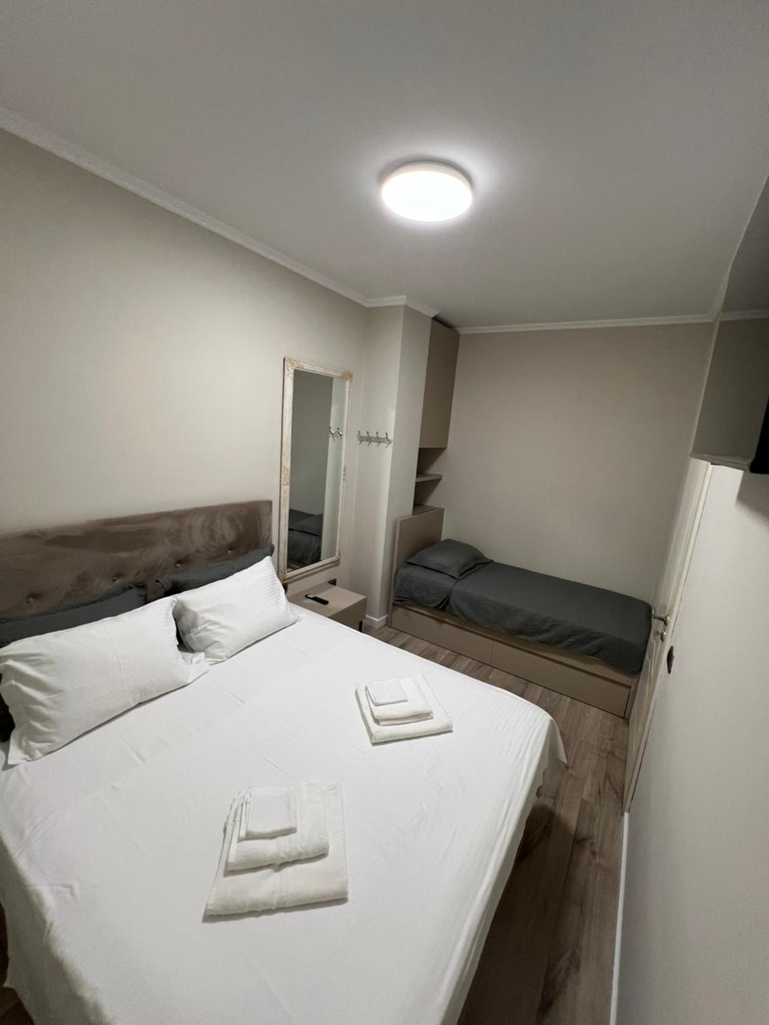 טיראנה Center View Luxury Apartment מראה חיצוני תמונה