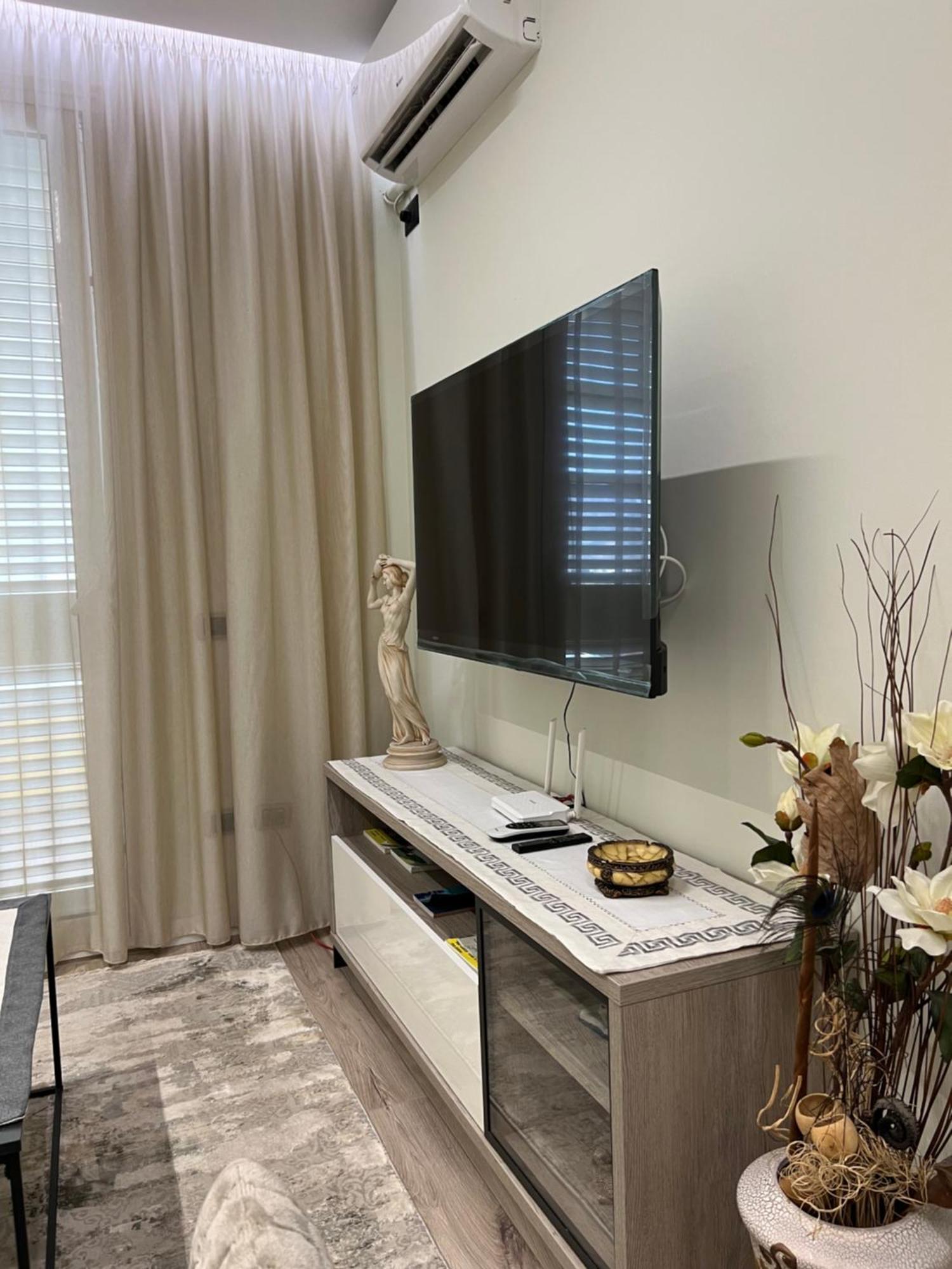טיראנה Center View Luxury Apartment מראה חיצוני תמונה