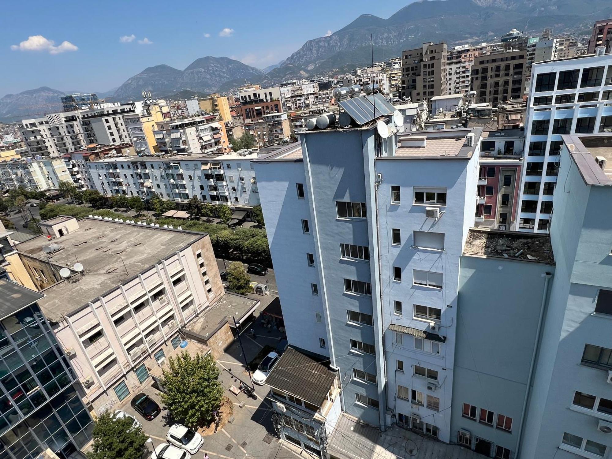 טיראנה Center View Luxury Apartment מראה חיצוני תמונה
