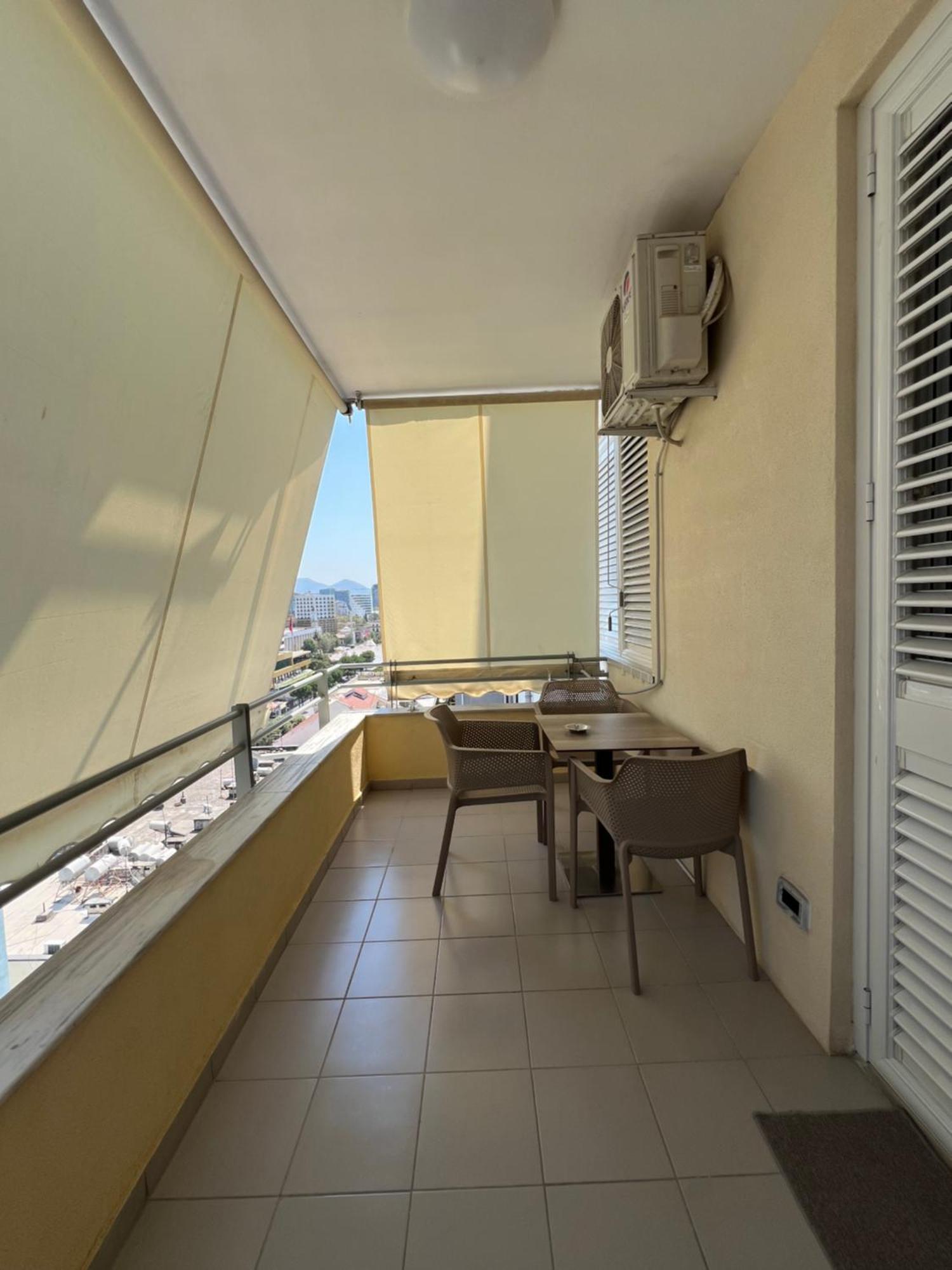 טיראנה Center View Luxury Apartment מראה חיצוני תמונה